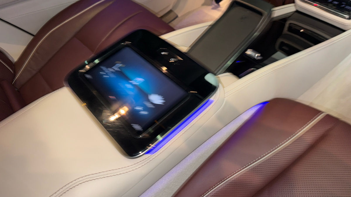 Mercedes-Benz Maybach GLS Image 22