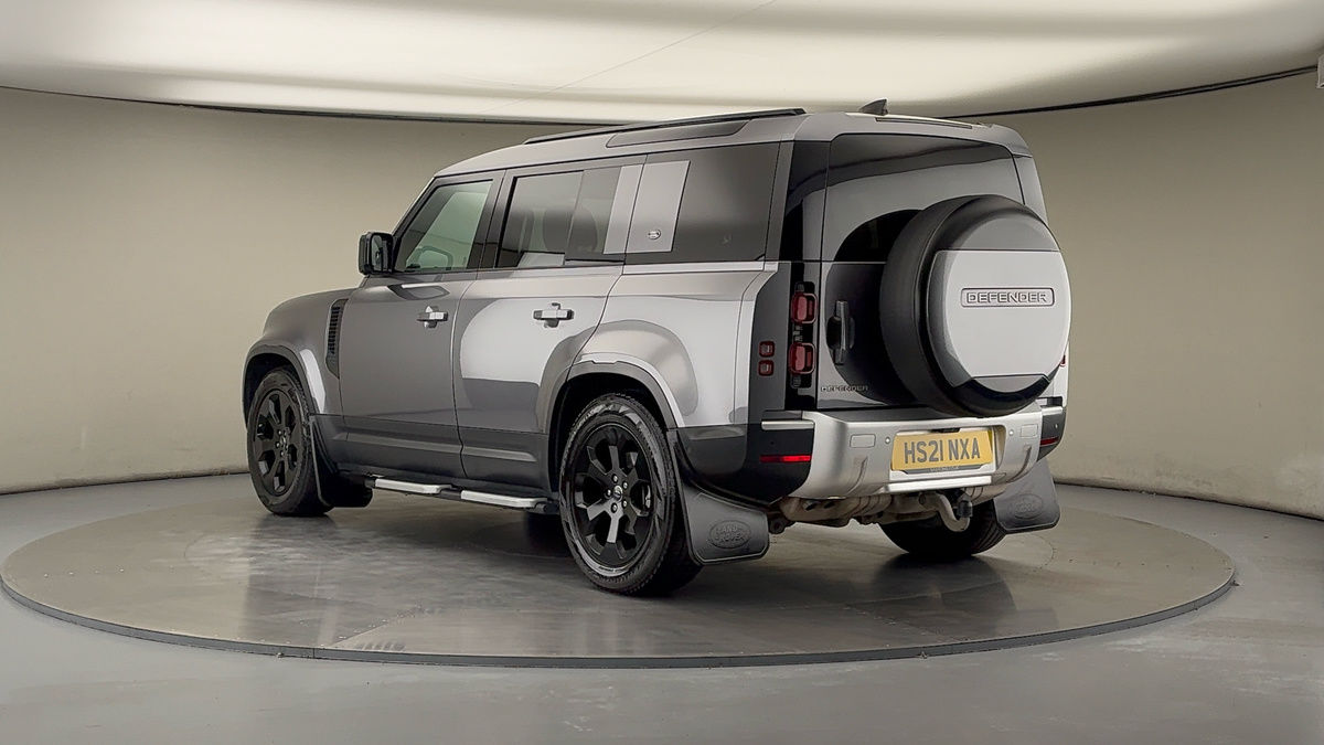 Land Rover Defender 110 Image 2
