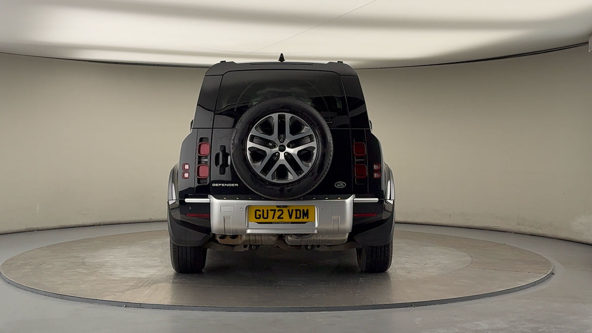 Land Rover Defender 110 Image 4