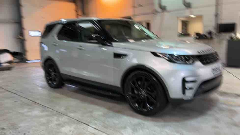 More views of Land Rover Discovery
