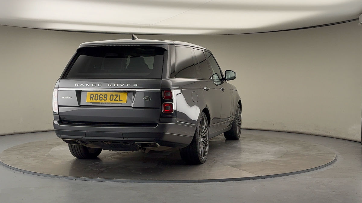 More views of Land Rover Range Rover