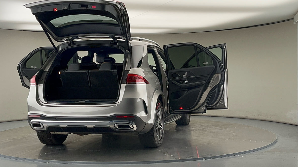 More views of Mercedes-Benz GLE