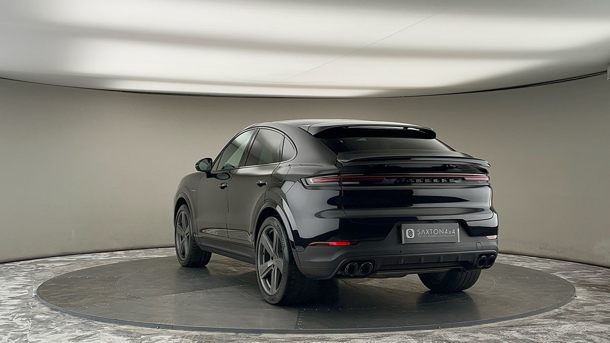 More views of Porsche Cayenne