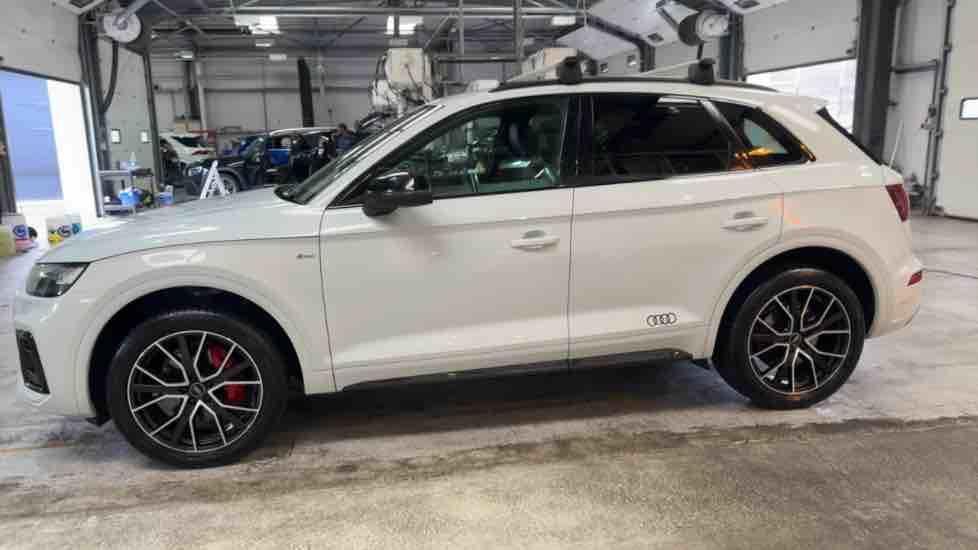 More views of Audi Q5