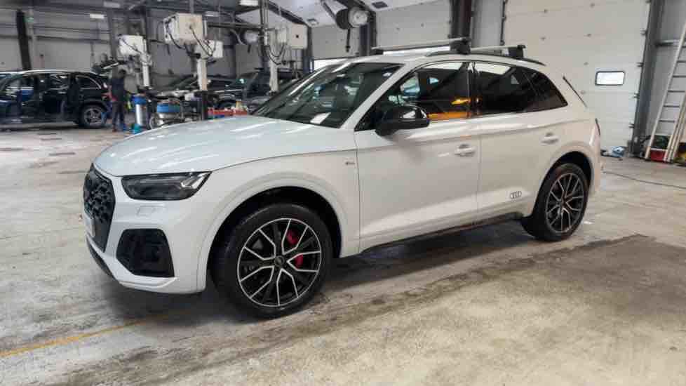 More views of Audi Q5