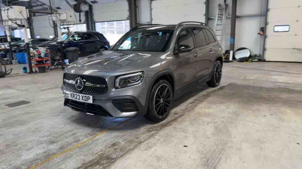 More views of Mercedes-Benz GLB