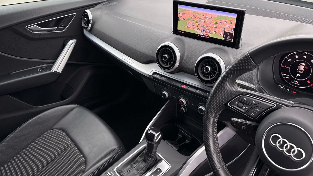 Audi Q2 Image 18