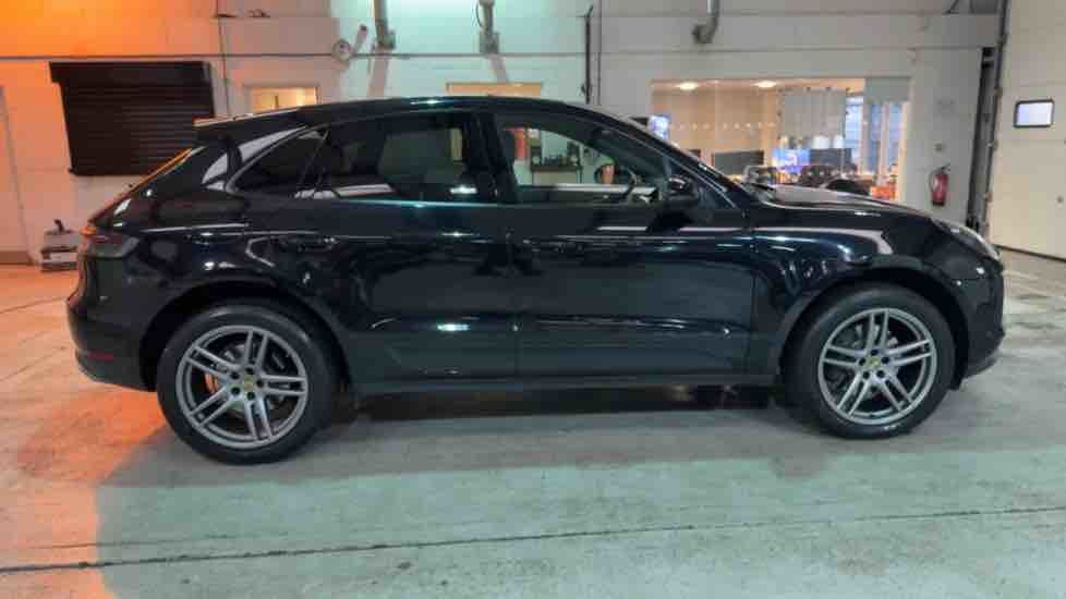 More views of Porsche Macan