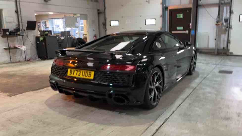 More views of Audi R8