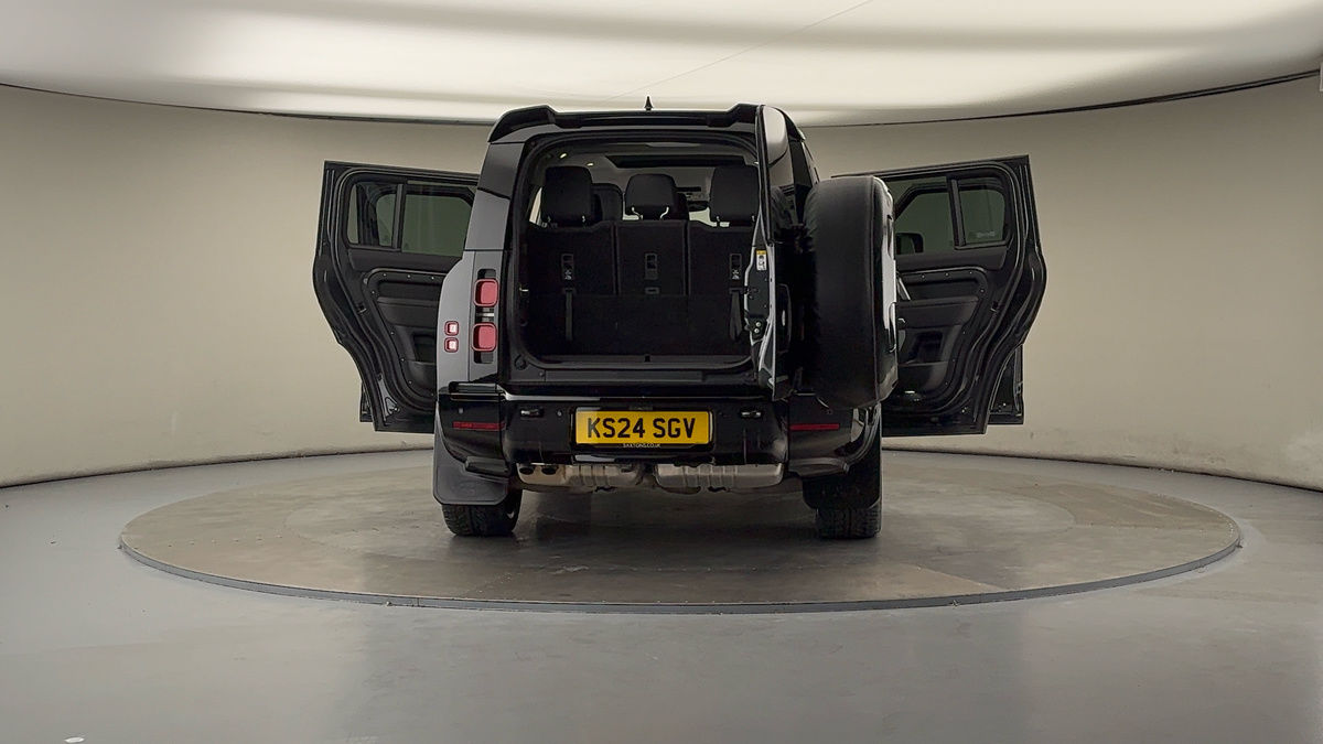 More views of Land Rover Defender 130