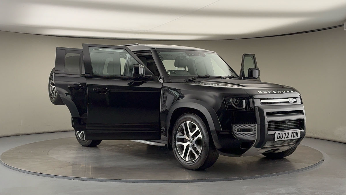 More views of Land Rover Defender 110