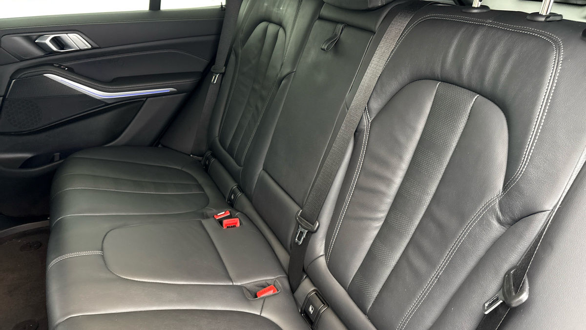 BMW X5 Image 8