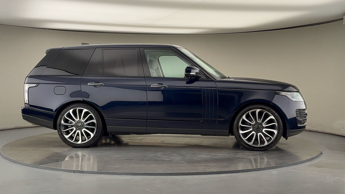 More views of Land Rover Range Rover