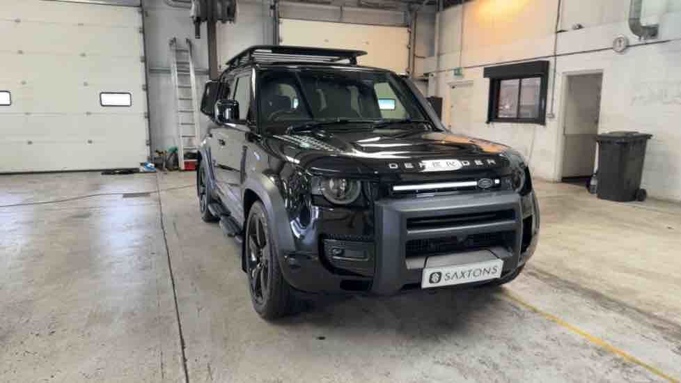 More views of Land Rover Defender 110