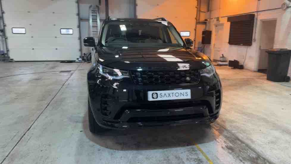 More views of Land Rover Discovery
