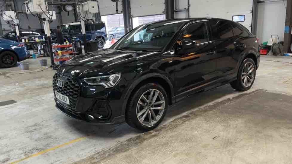 More views of Audi Q3