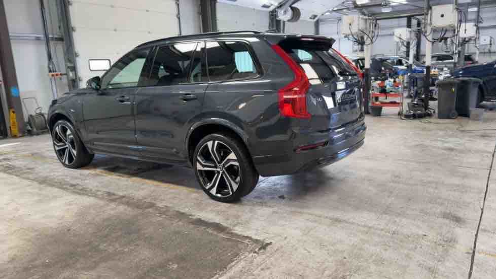 More views of Volvo XC90