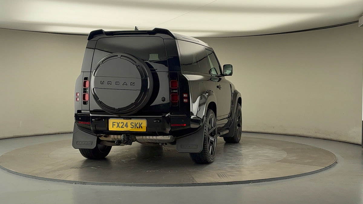More views of Land Rover Defender 90