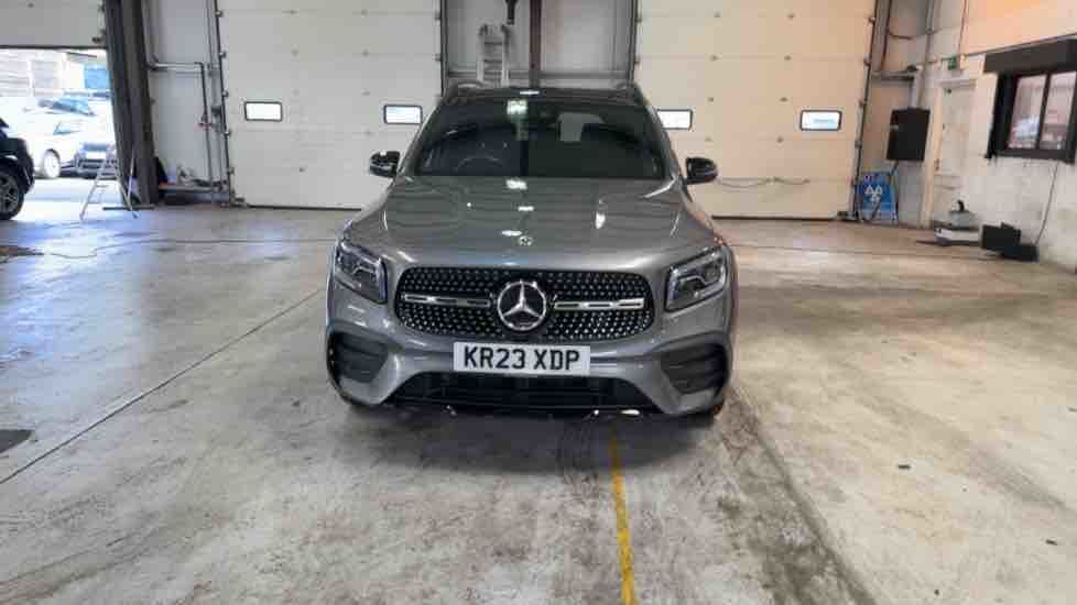 More views of Mercedes-Benz GLB