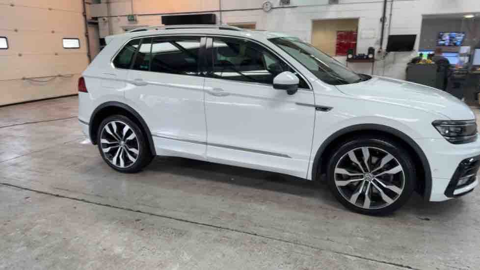 More views of Volkswagen Tiguan