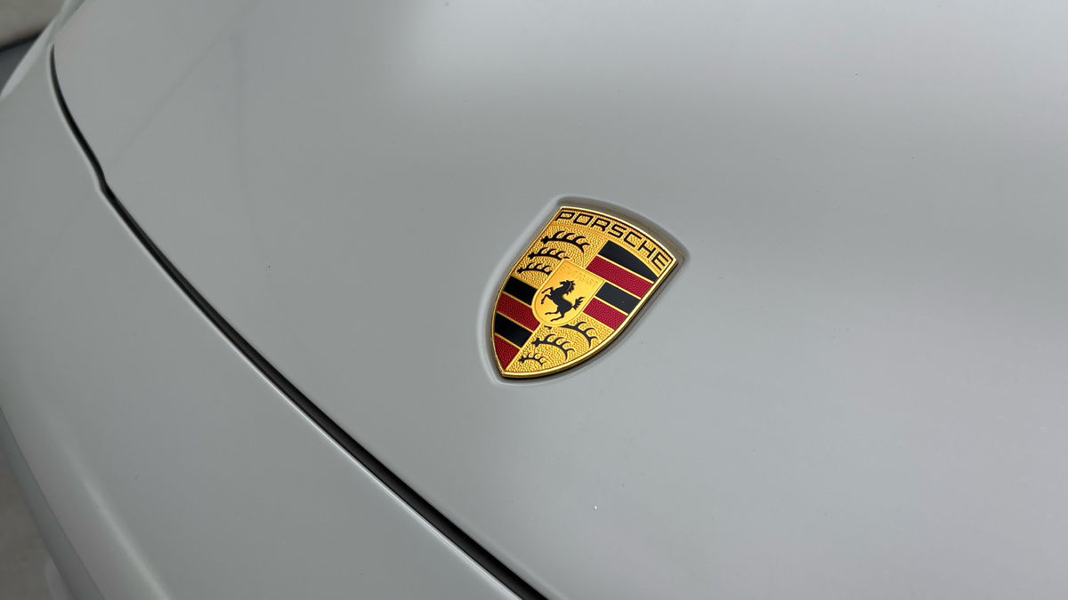 Porsche Cayenne Image 24