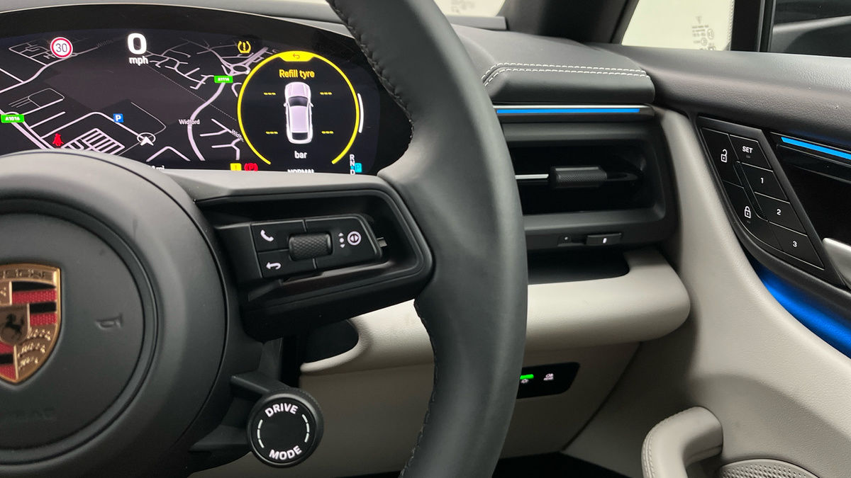 Porsche Macan Image 14