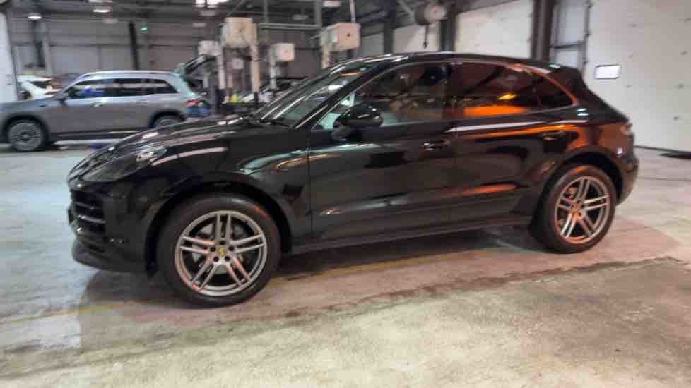 More views of Porsche Macan