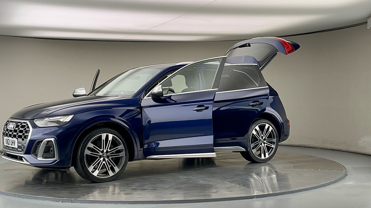 More views of Audi SQ5