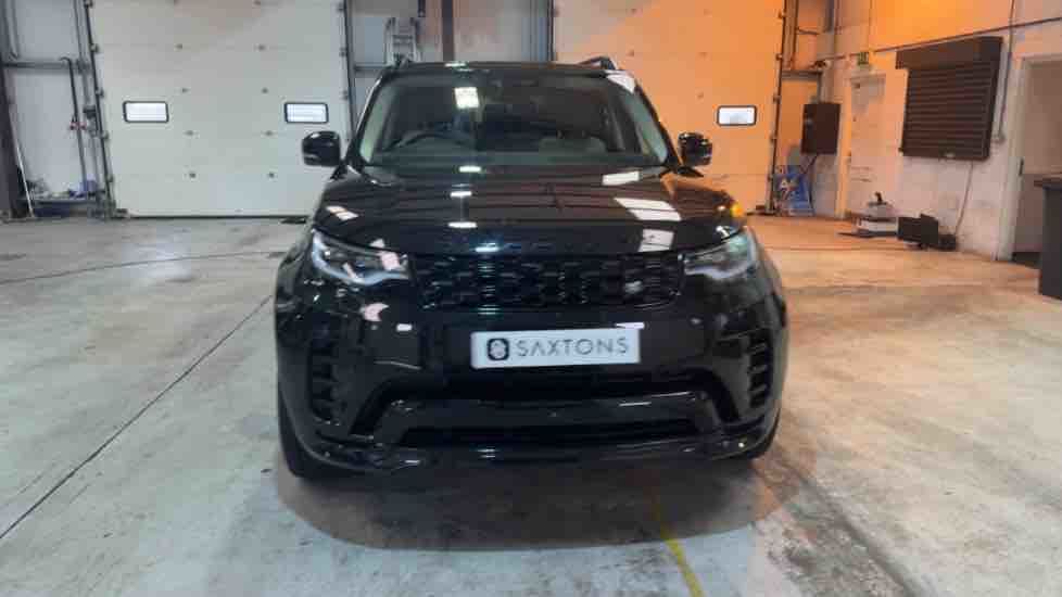 More views of Land Rover Discovery