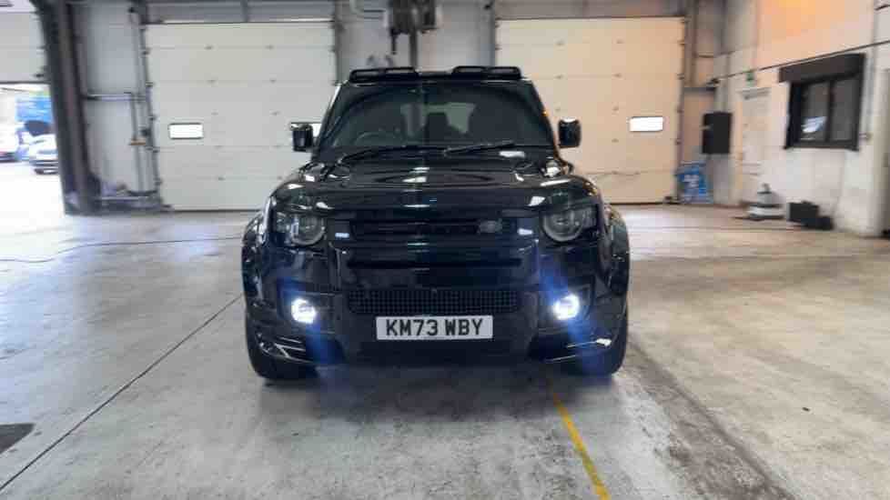 More views of Land Rover Defender 110