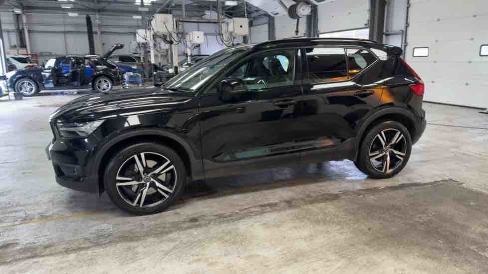 More views of Volvo XC40
