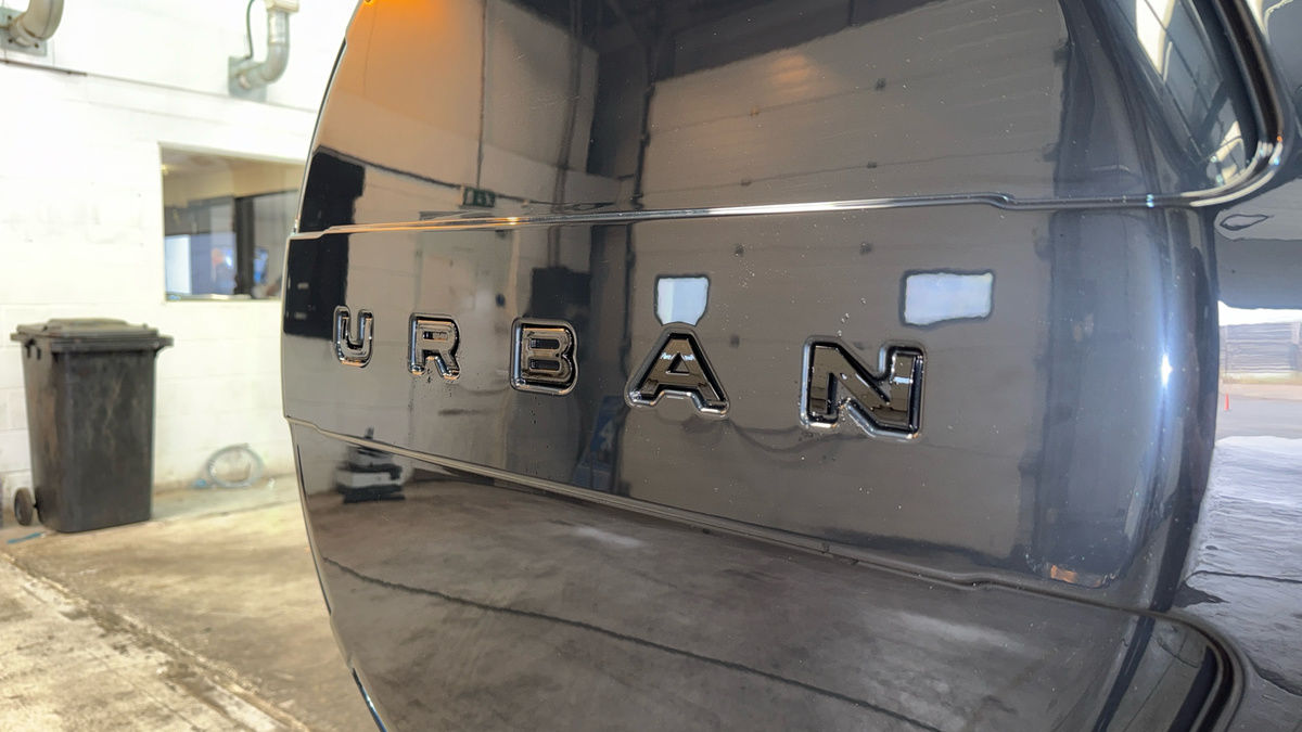 Land Rover Defender 110 Urban Image 48