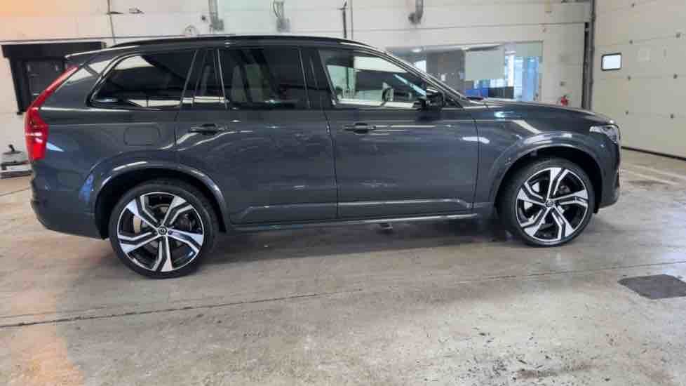 More views of Volvo XC90