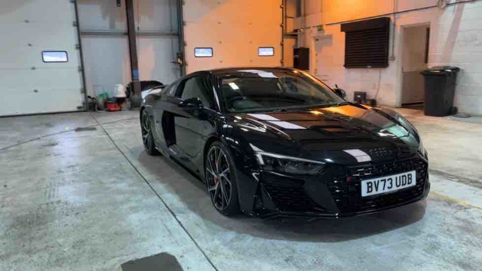 More views of Audi R8