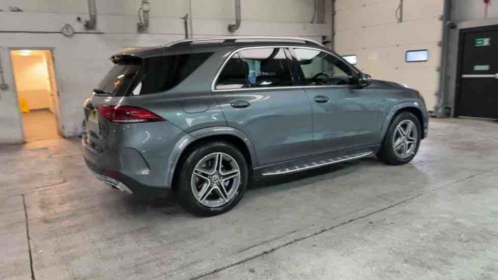 More views of Mercedes-Benz GLE