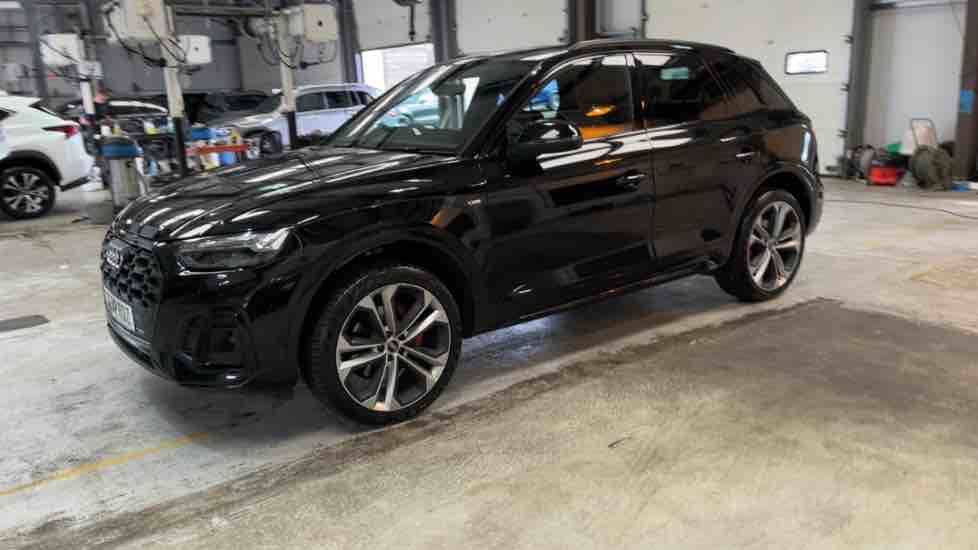 More views of Audi Q5
