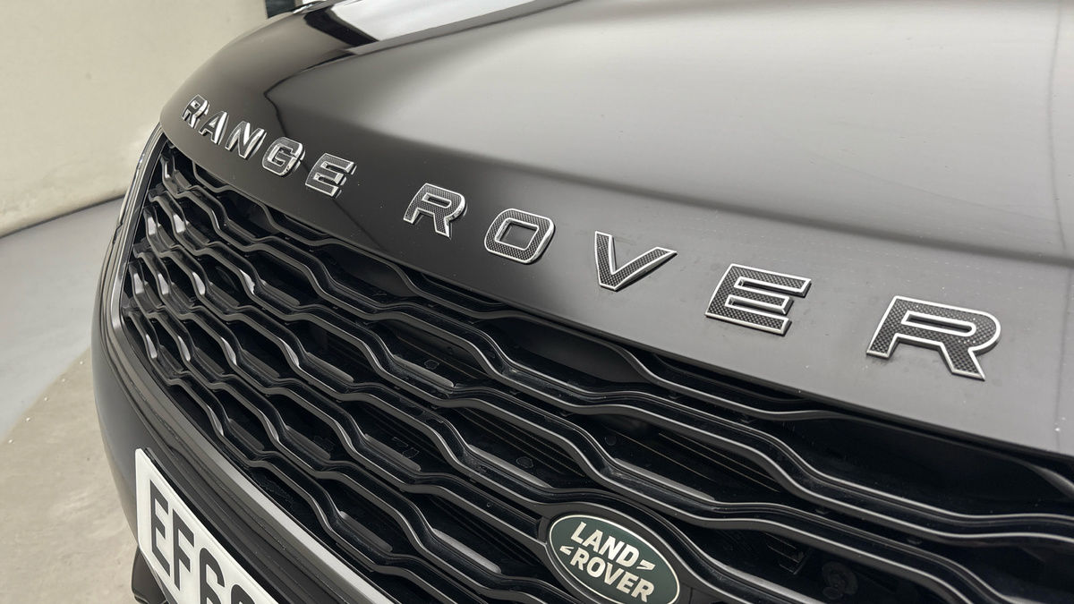 Land Rover Range Rover Velar Image 24