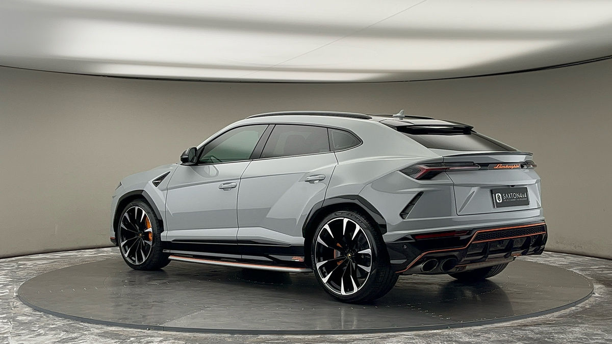 More views of Lamborghini Urus