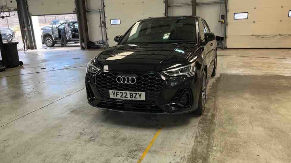 More views of Audi Q3