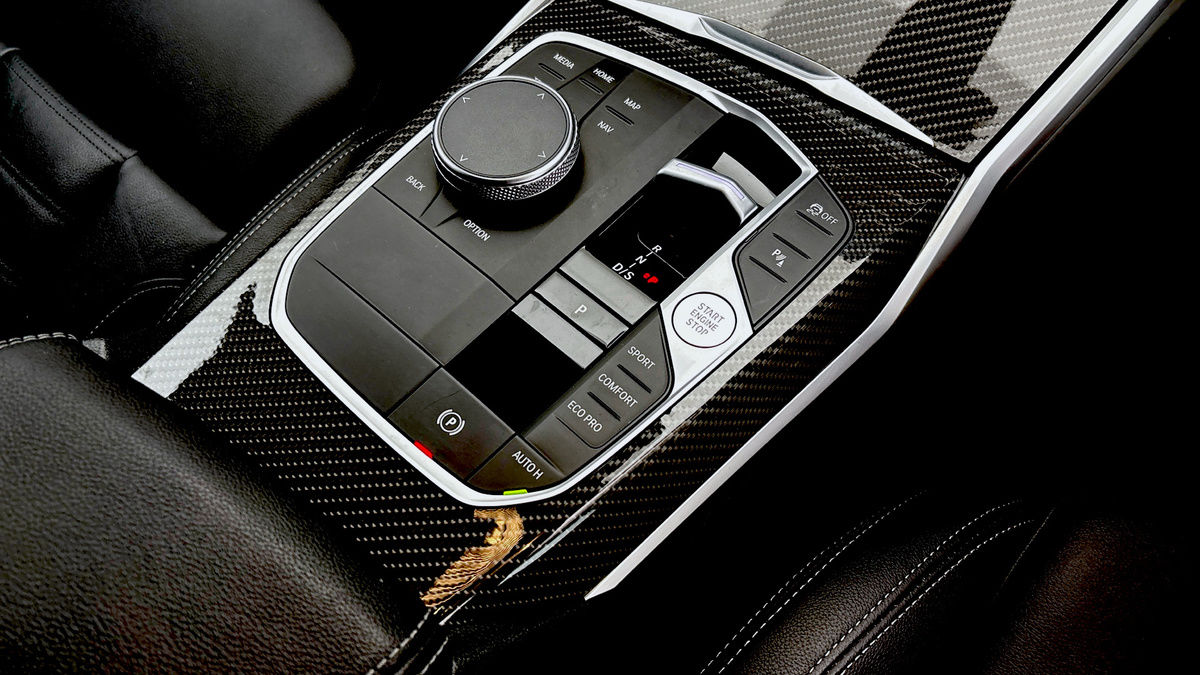 BMW 3 Series Image 6