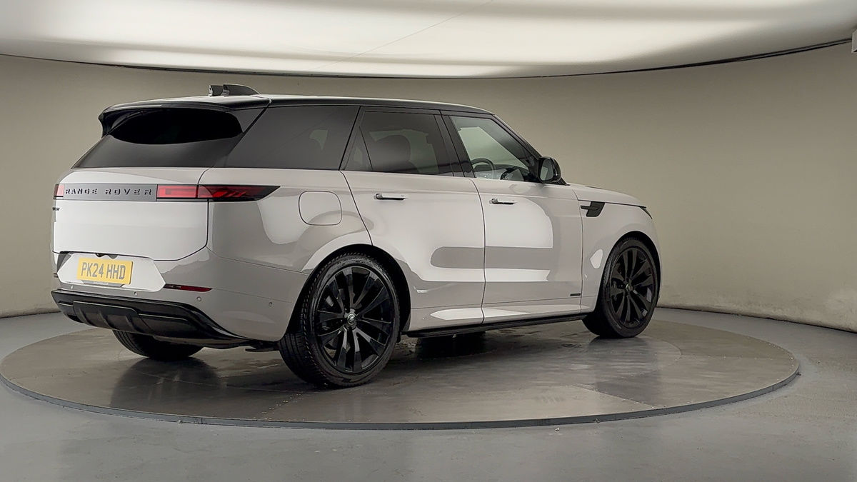 Land Rover Range Rover Sport Image 21