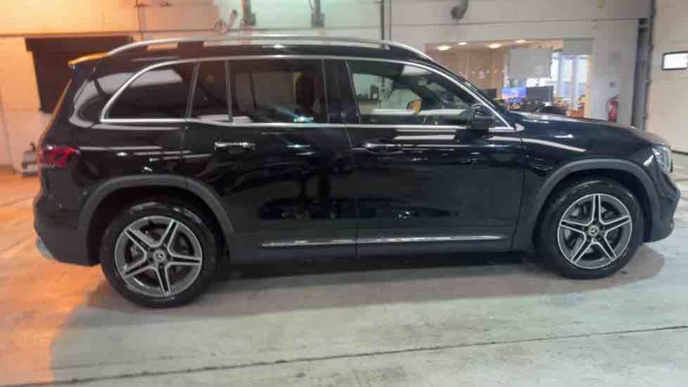 More views of Mercedes-Benz GLB