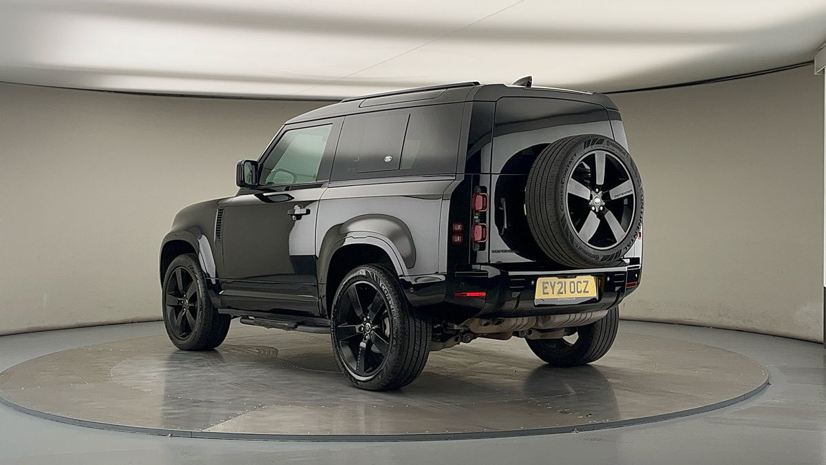 Land Rover Defender 90 Image 2