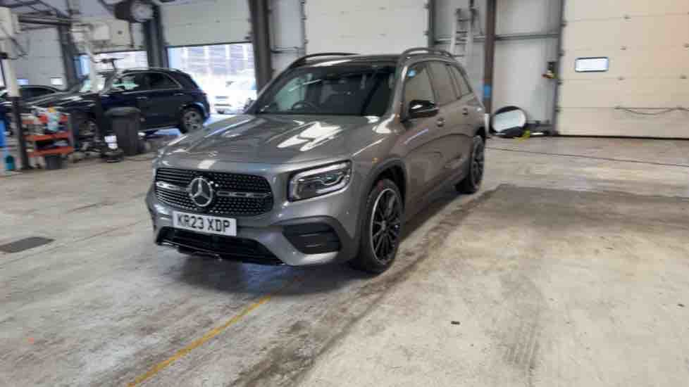 More views of Mercedes-Benz GLB