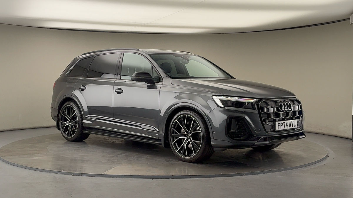 More views of Audi Q7
