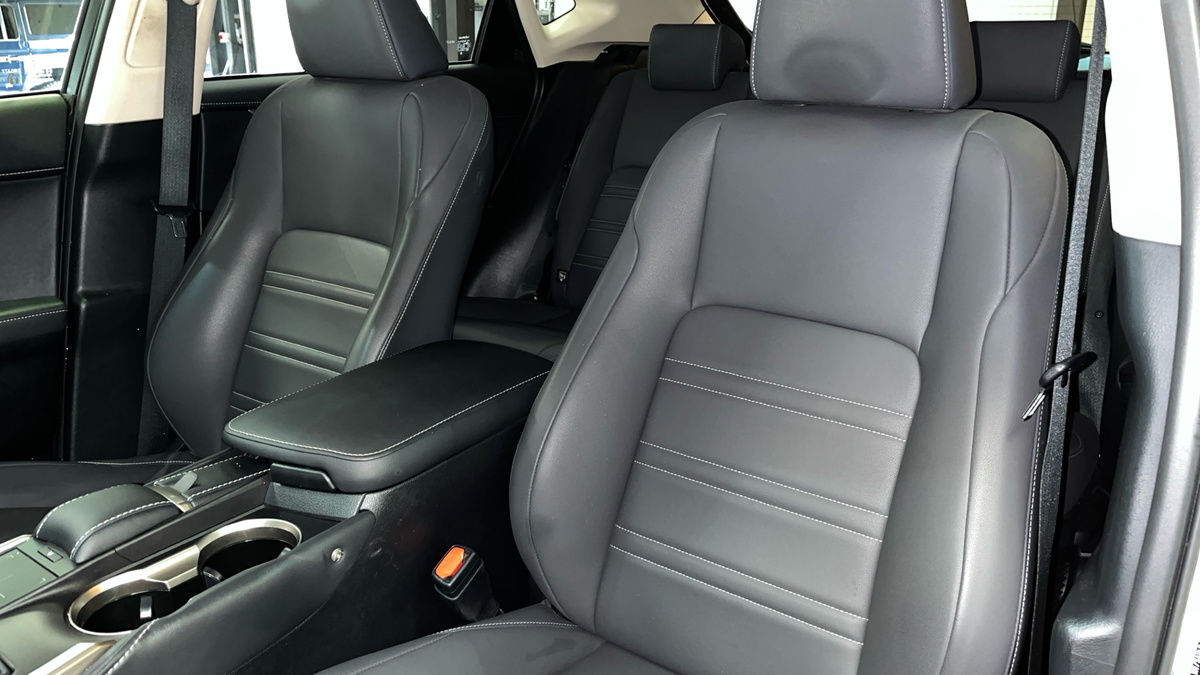 Lexus NX Image 7