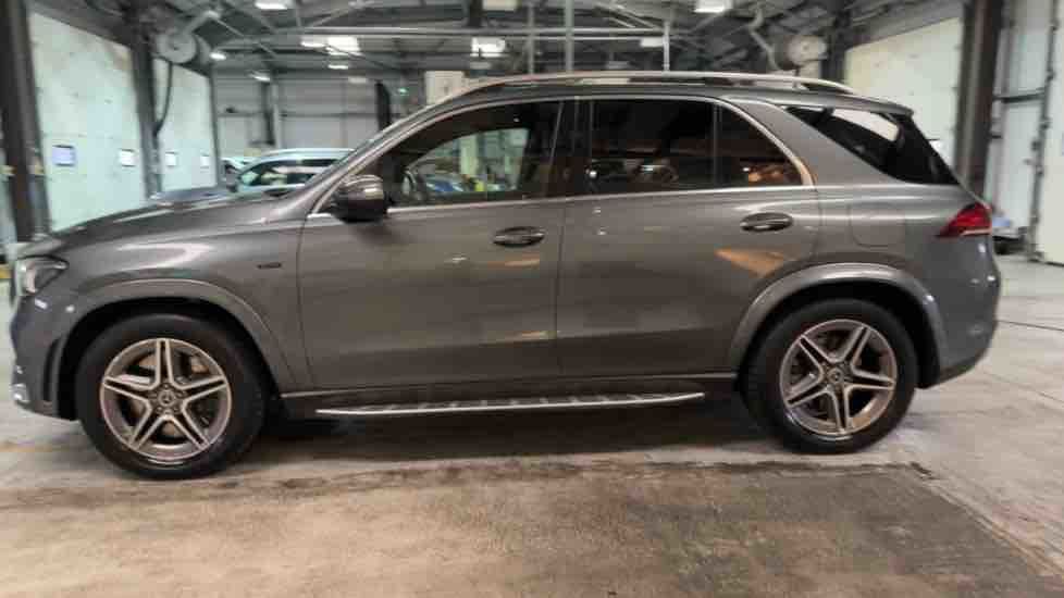 More views of Mercedes-Benz GLE
