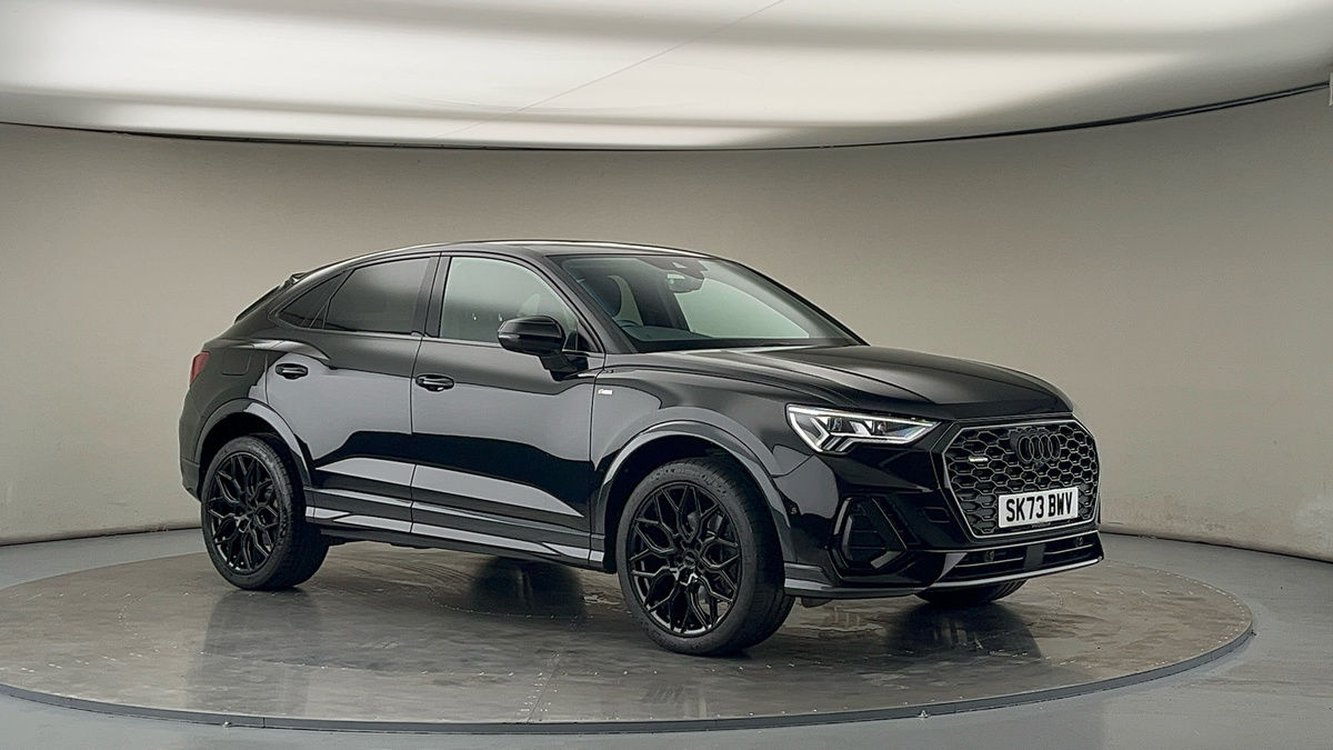 More views of Audi Q3