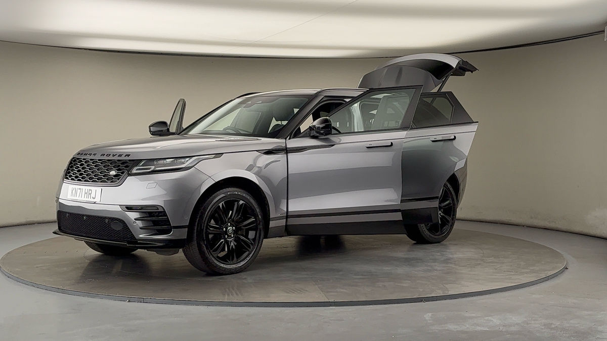 Land Rover Range Rover Velar Image 22