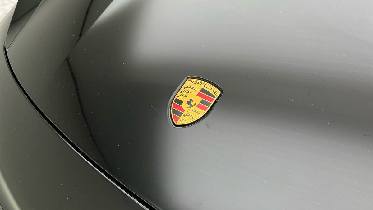Porsche Taycan Image 17